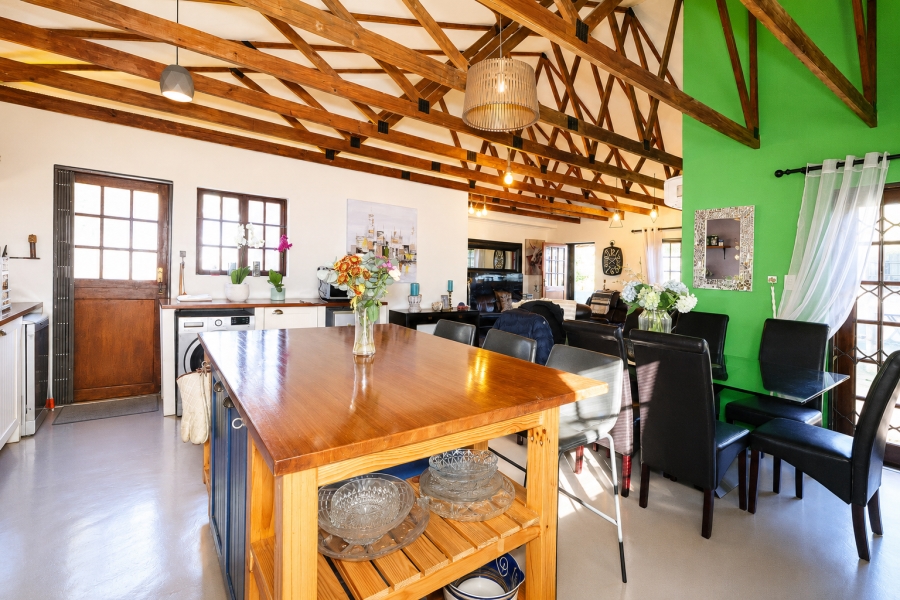 3 Bedroom Property for Sale in Table View Western Cape